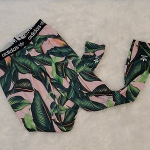 Adidas legging size small